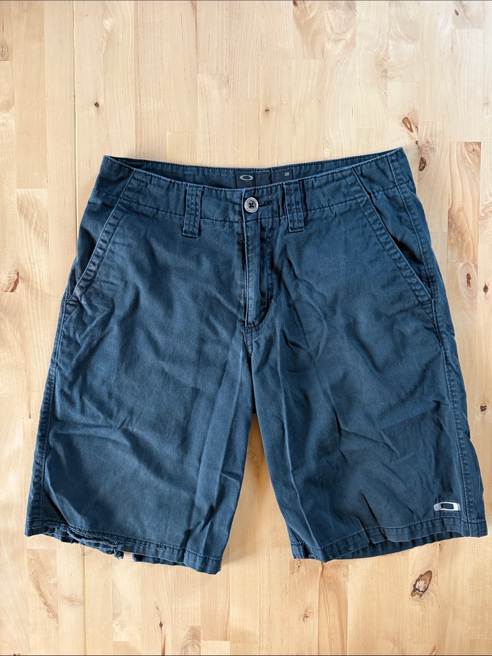 Oakley Men's Navy Flat Front Distressed Shorts